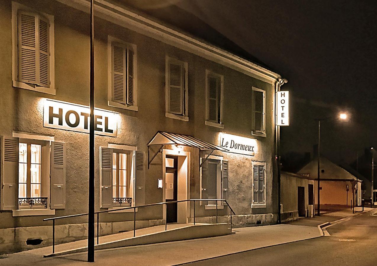 Hotel Le Dormeux Mehun-sur-Yevre Dış mekan fotoğraf