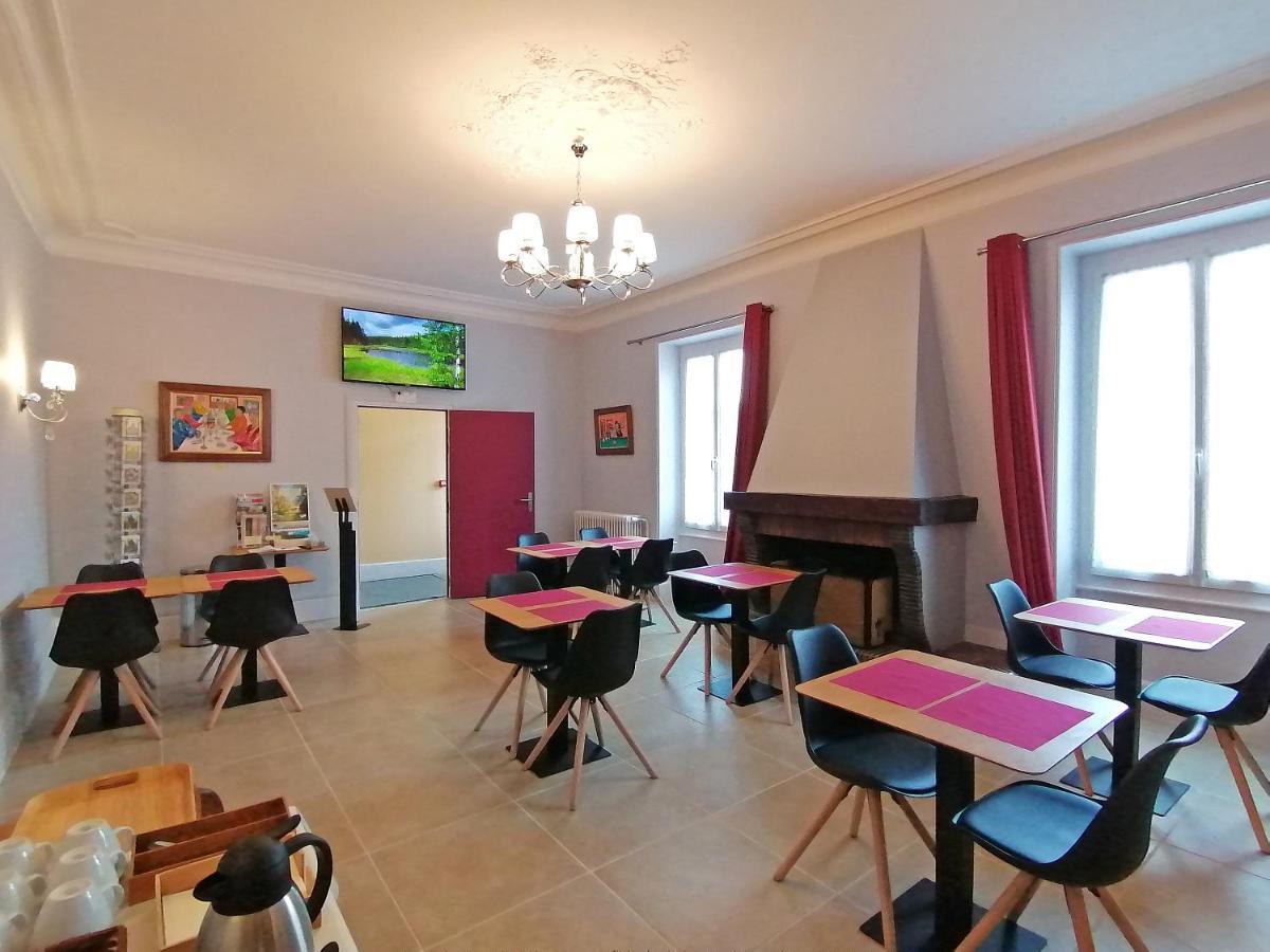 Hotel Le Dormeux Mehun-sur-Yevre Dış mekan fotoğraf