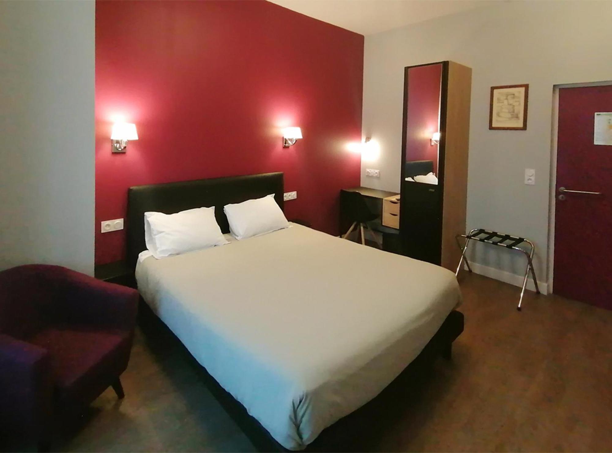 Hotel Le Dormeux Mehun-sur-Yevre Dış mekan fotoğraf