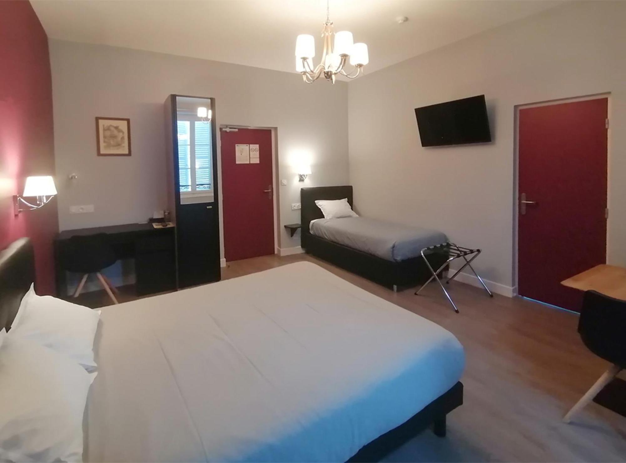Hotel Le Dormeux Mehun-sur-Yevre Dış mekan fotoğraf