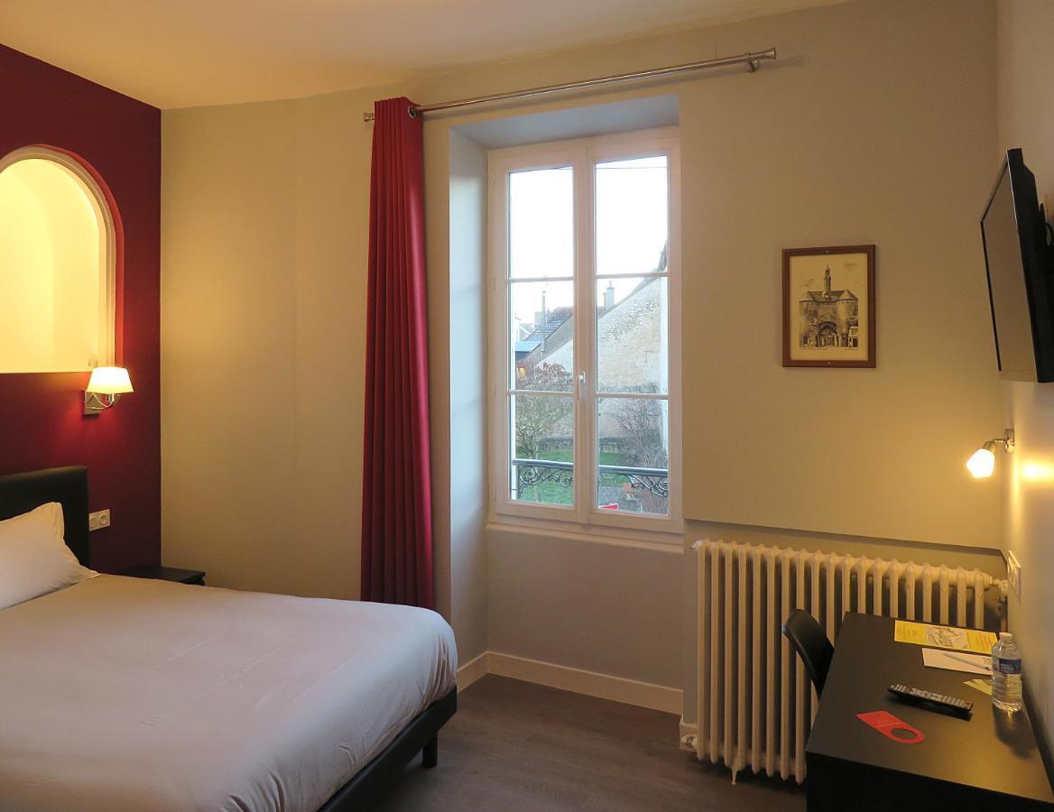 Hotel Le Dormeux Mehun-sur-Yevre Dış mekan fotoğraf